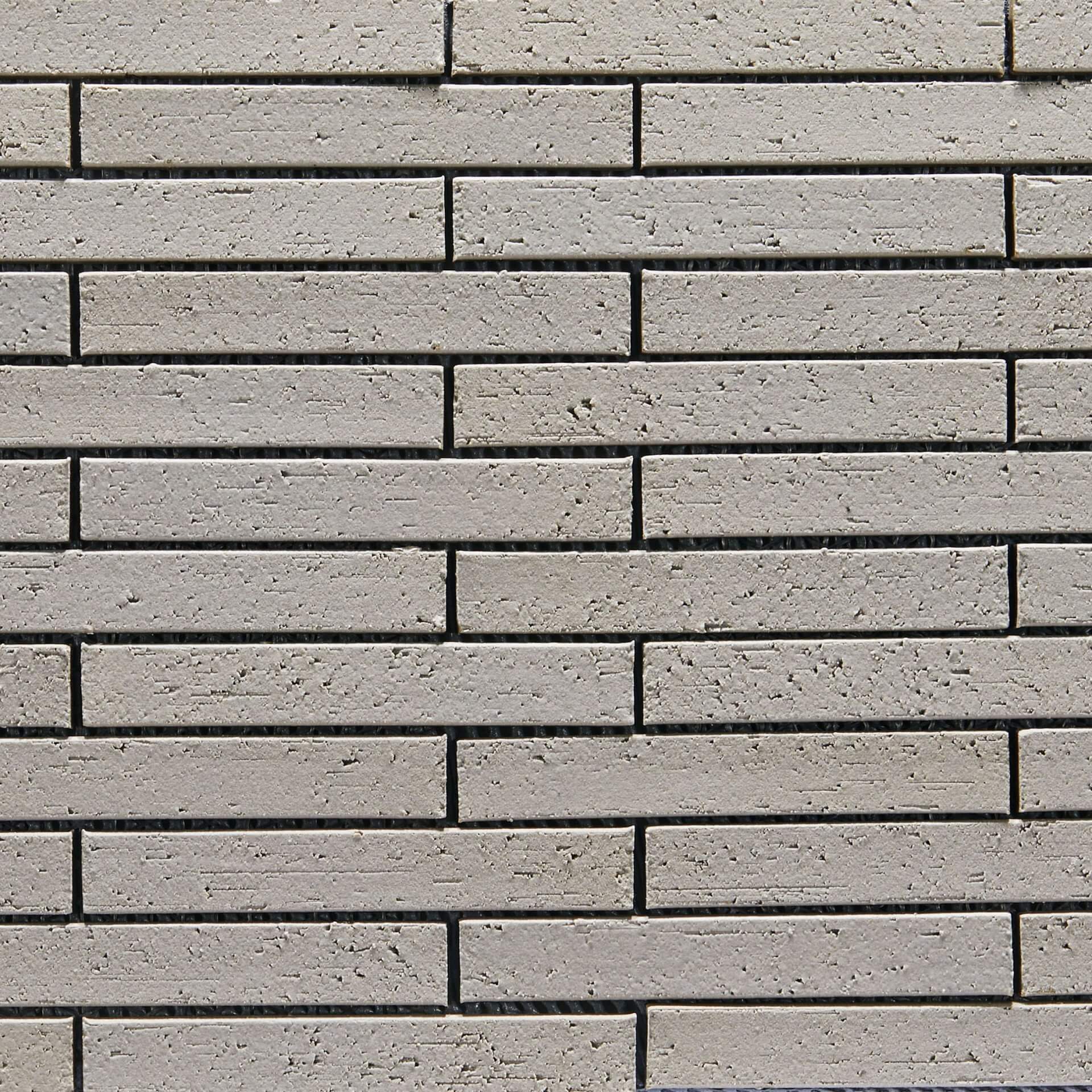 グレータイルが創るナチュラルモダンなスクエア住宅