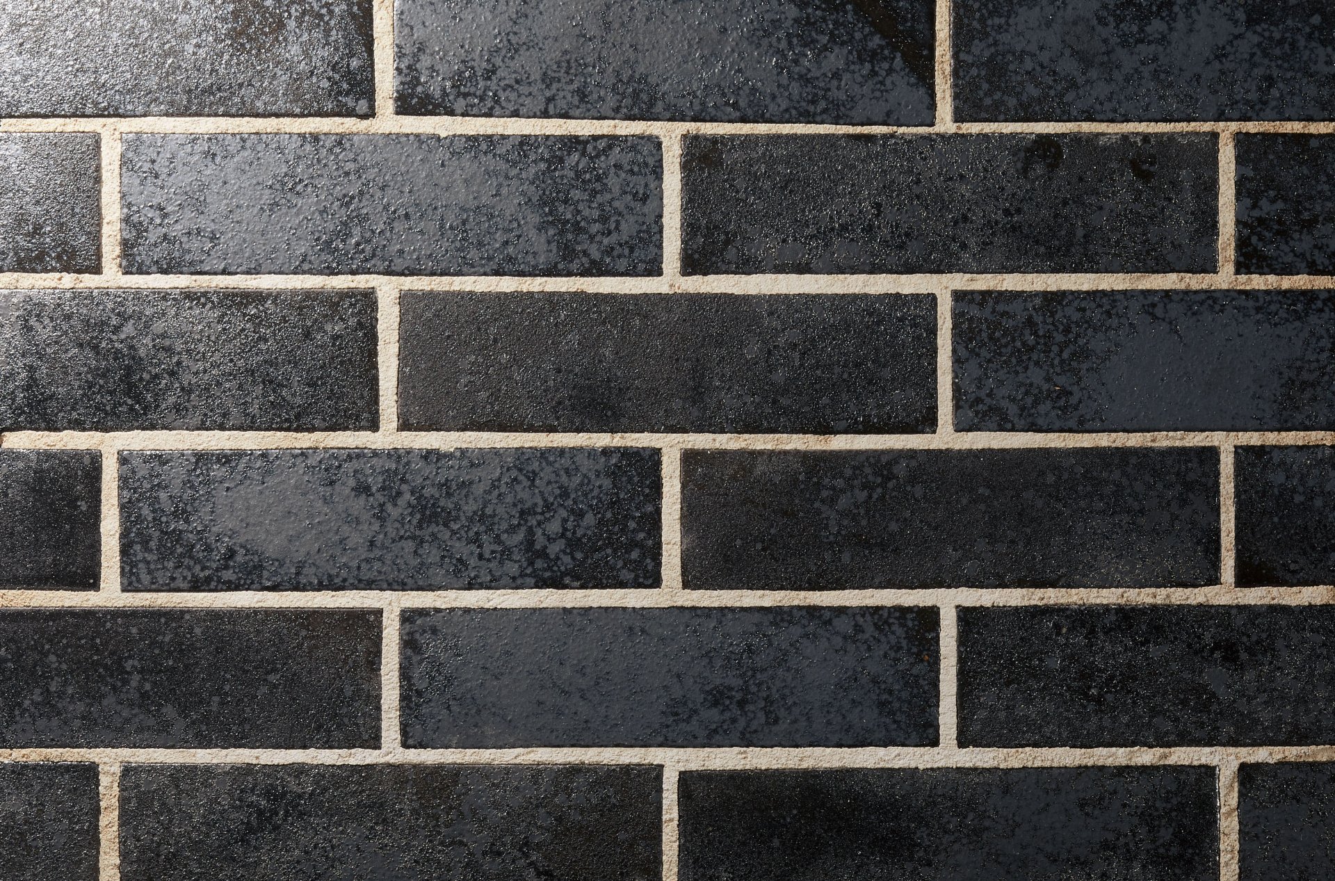 響（ひびき） ｜タイルメーカーのアイコットリョーワ